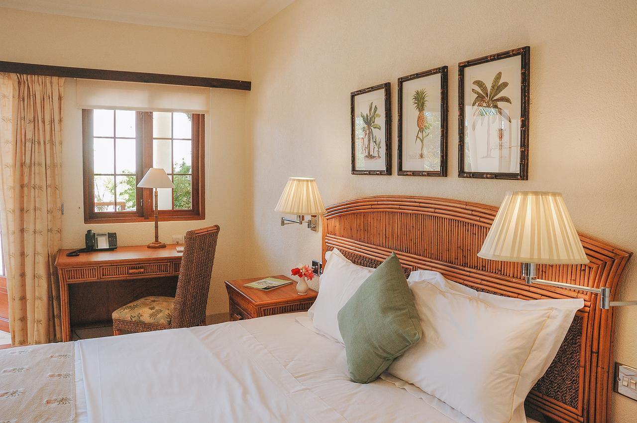 Bequia Beach Hotel - Luxury Boutique Resort Friendship Esterno foto